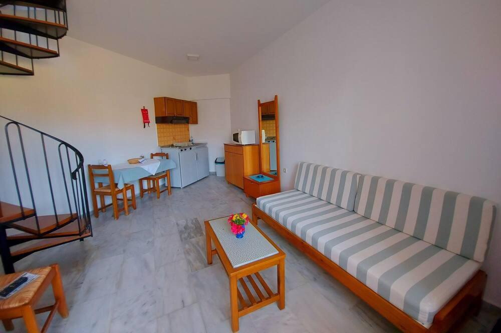 Menelaos Apartments Daratsos Exterior photo
